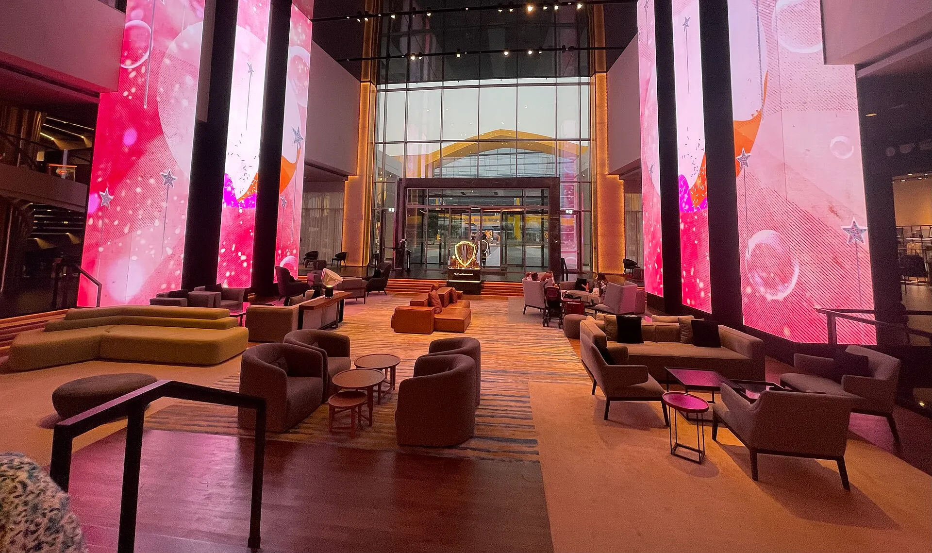 The WB Abu Dhabi, Curio Collection by Hilton, Yas Island, Abu Dhabi