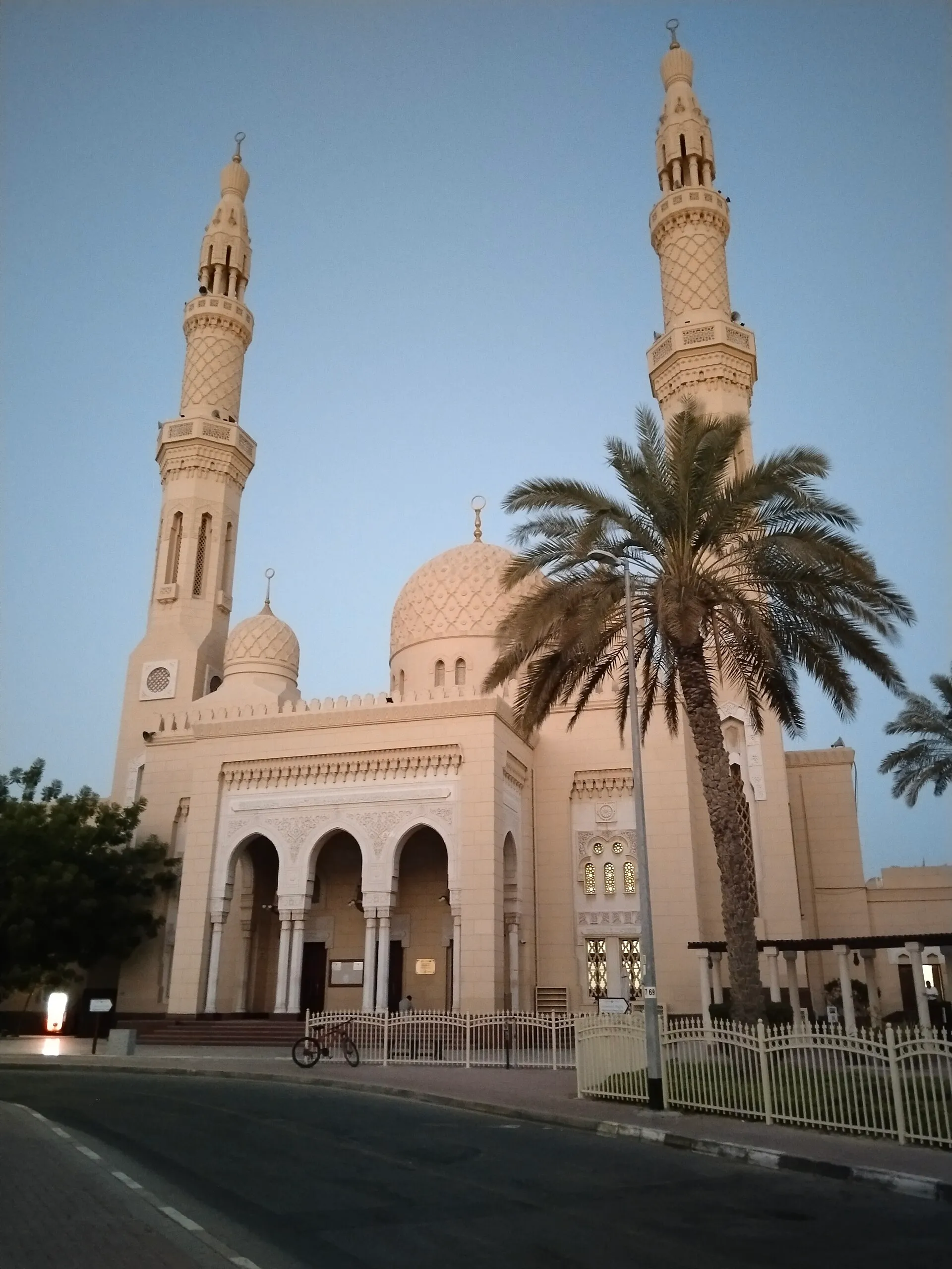 Jumeirah Mosque, Jumeirah, Dubai